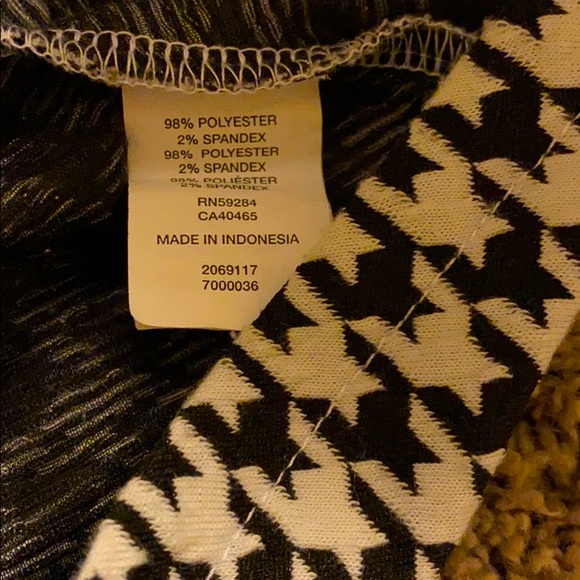 Girls Houndstooth Dress 🖤 - Picture 5 of 5